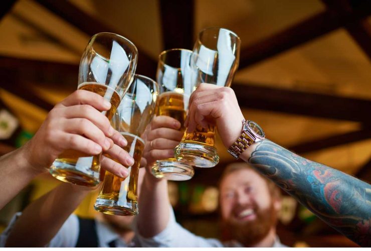 calçados versáteis para happy hour e trabalho